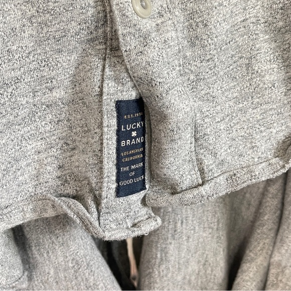 Lucky Brand: Mens Jersey style Casual button-down - Picture 6 of 7